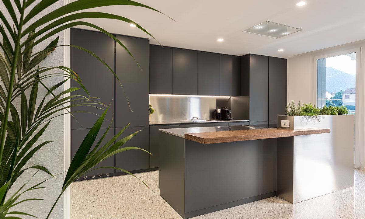 cucina-moderna-acciaio-1