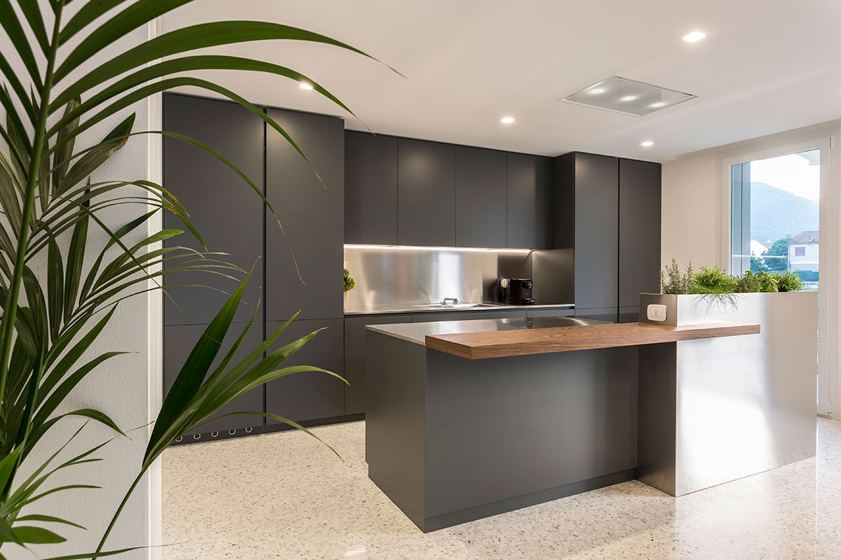 cucina-moderna-acciaio-1