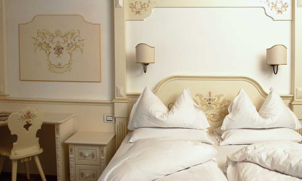 arredo-hotel-montagna-fiori-bosco-1