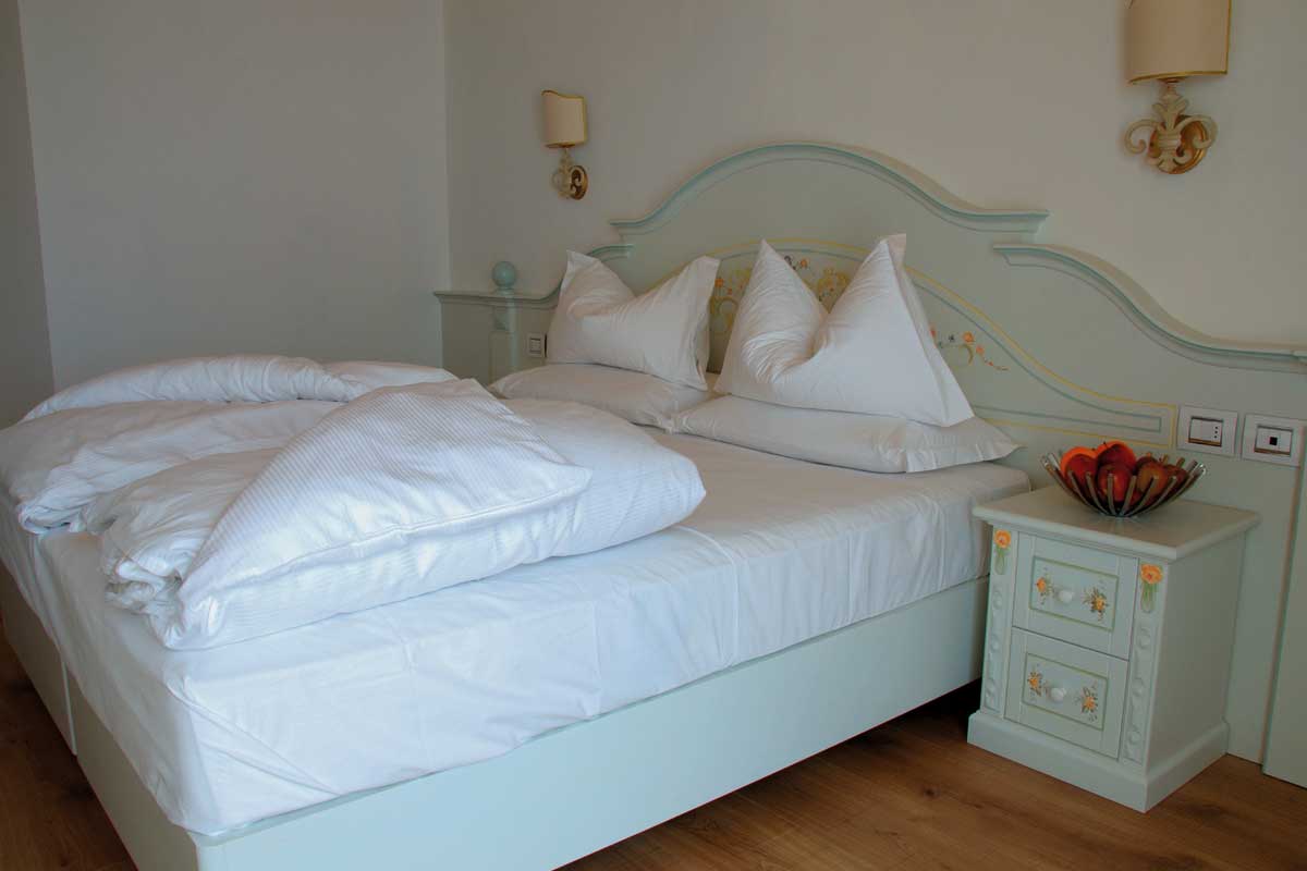 arredo-hotel-montagna-fiori-bosco-3