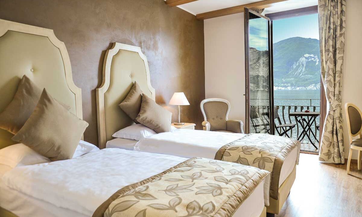 arredo-lago-hotel-brenzone-1