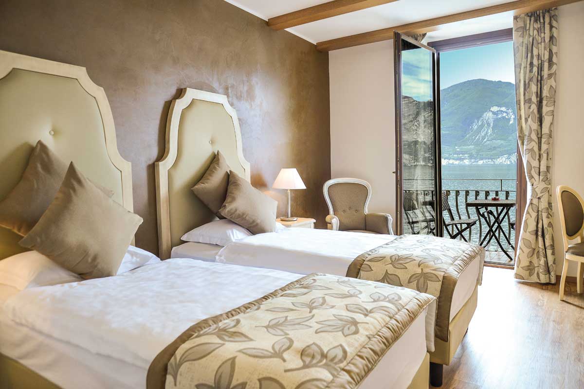 arredo-lago-hotel-brenzone-1