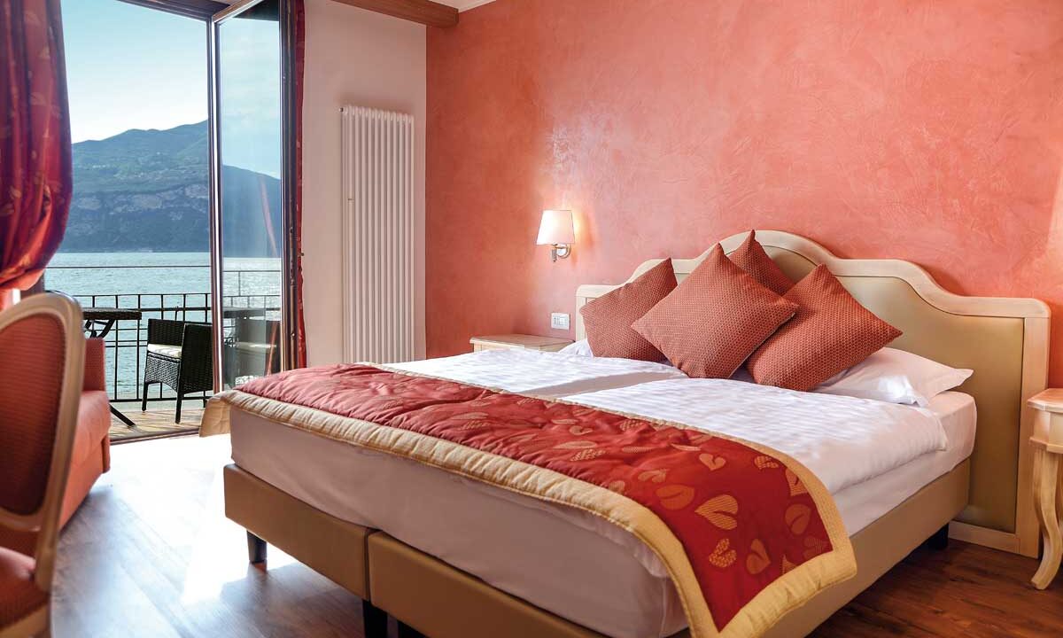 arredo-lago-hotel-brenzone-3