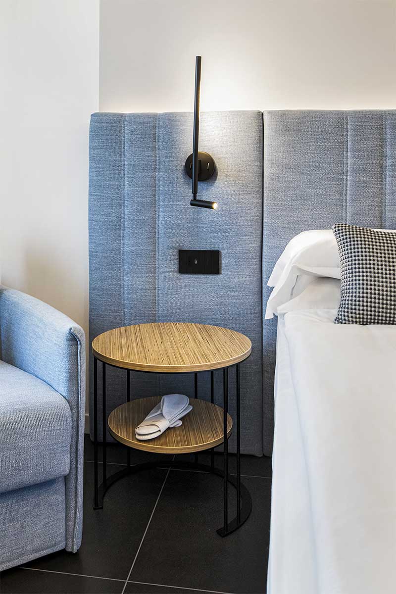 2-arredamento-camere-moderne-legno-boutique-hotel