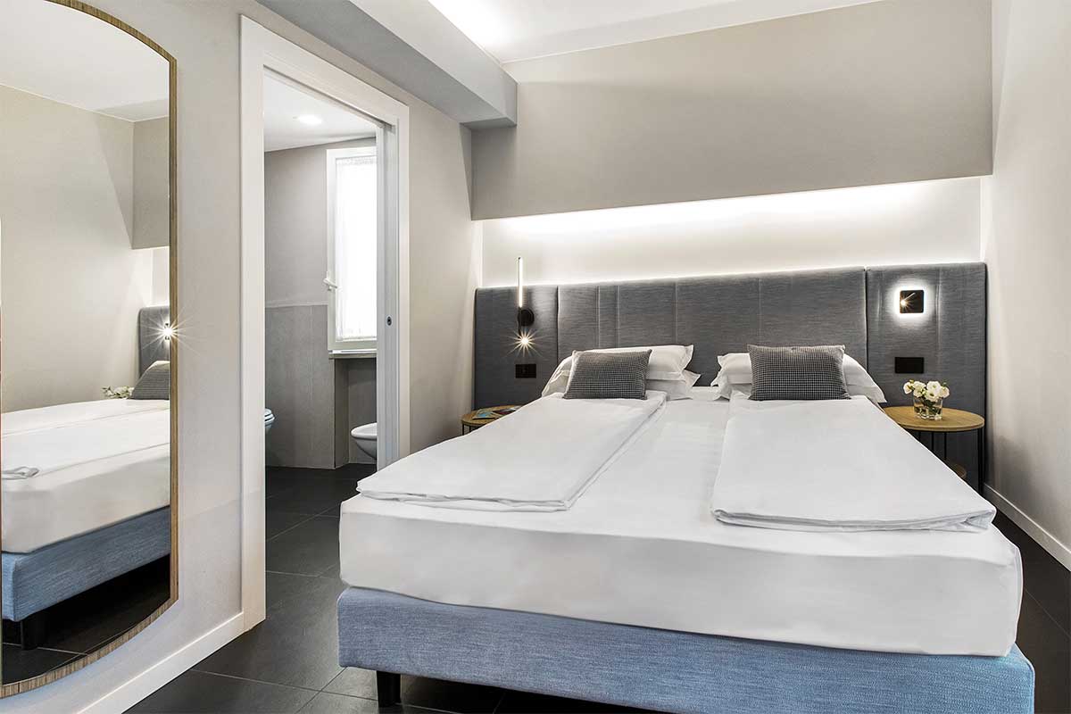 4-arredamento-camere-moderne-legno-boutique-hotel