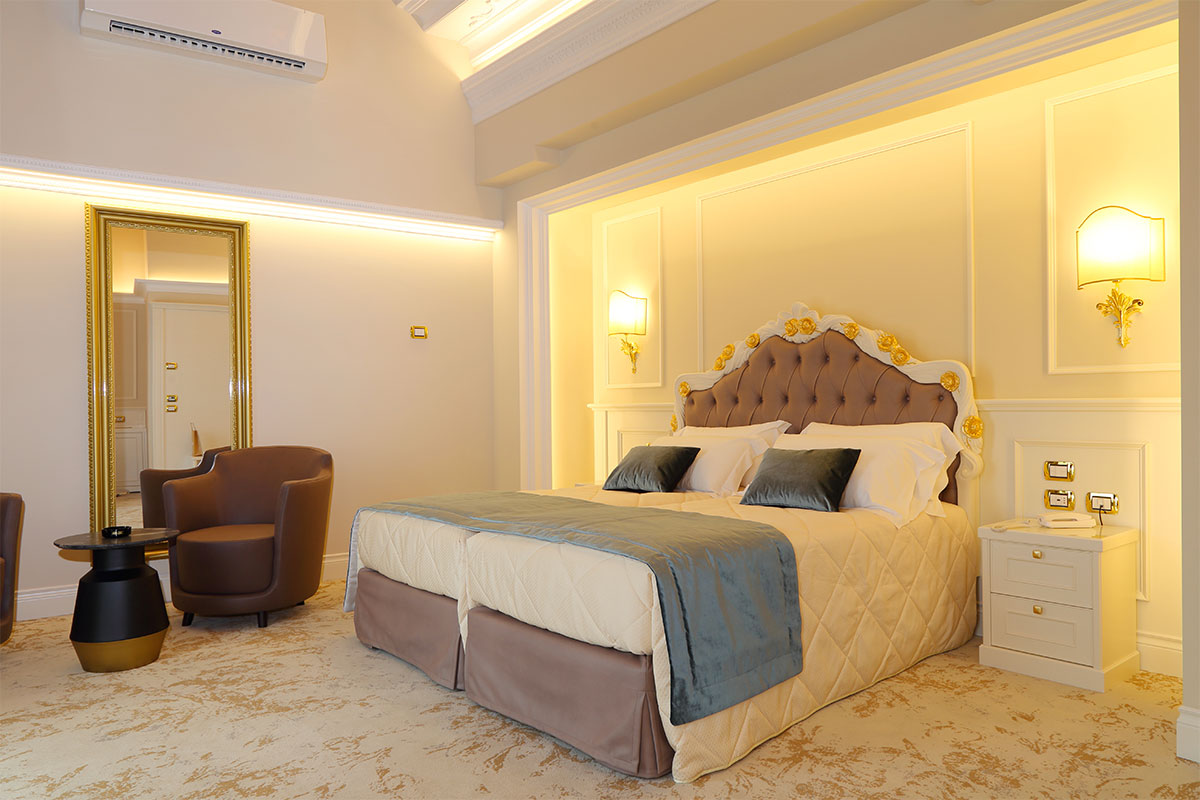 5-arredo-hotel-stile-neoclassico