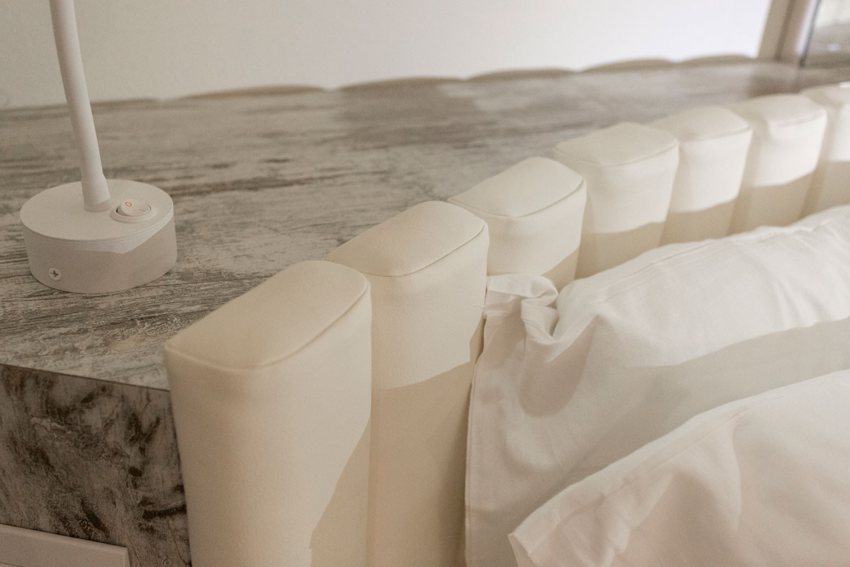 arredamento-suite-lago-di-garda-3