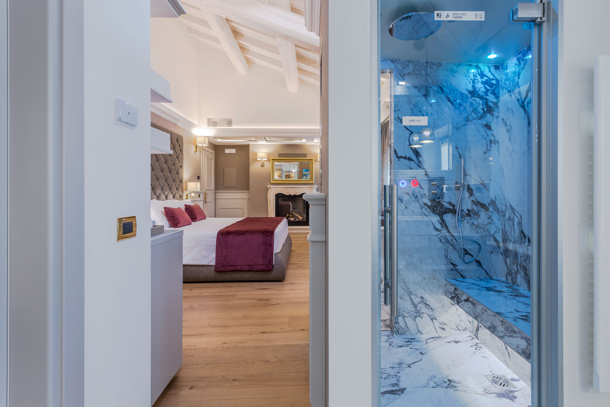 arredo-camera-contemporanea-marmo-2