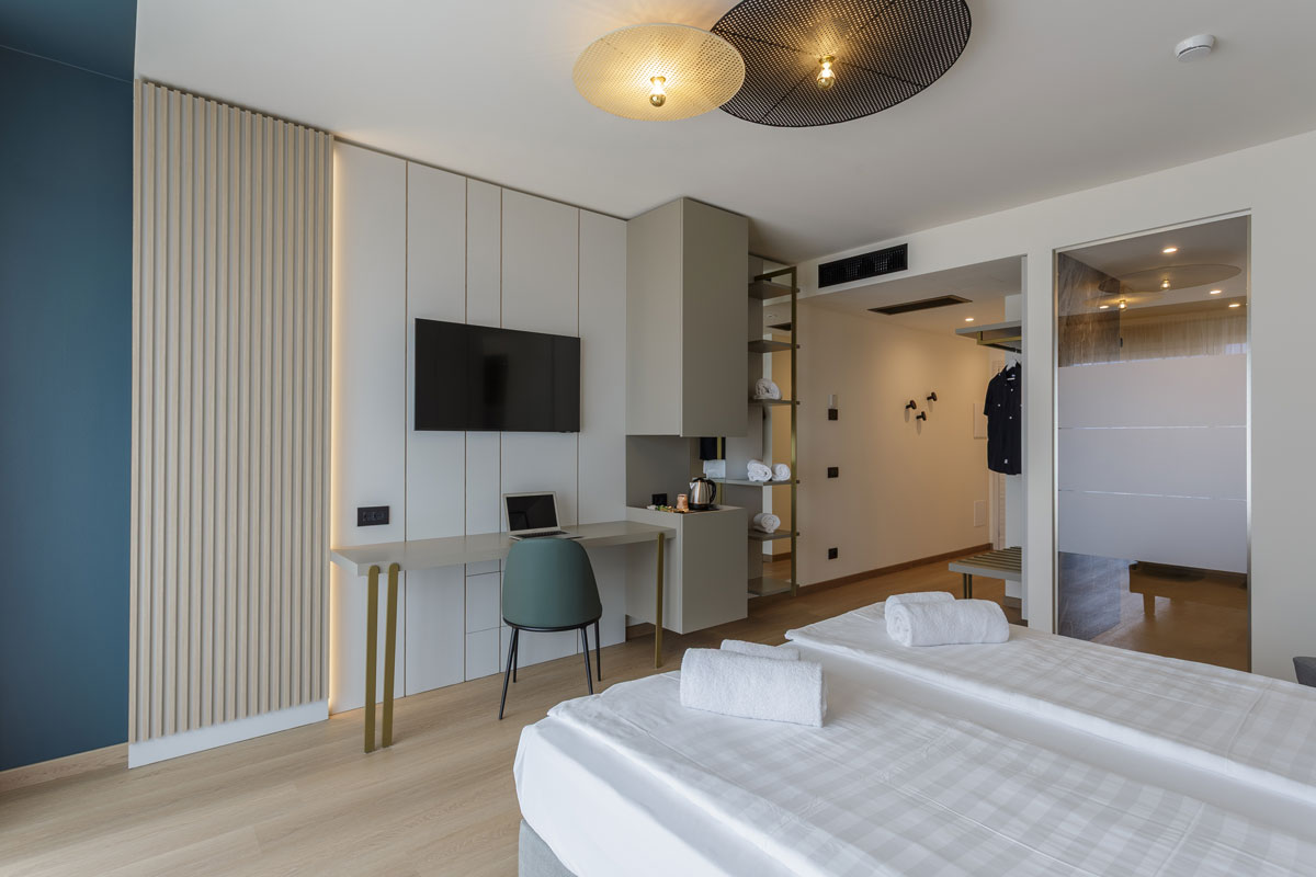 arredo-hotel-drago-lago-garda-camera-moderna-35