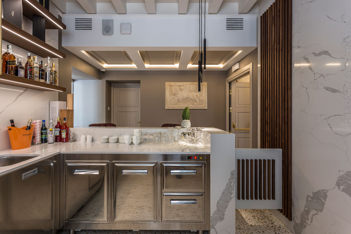 11-arredo-bar-contemporaneo-villa-zoppi-verona