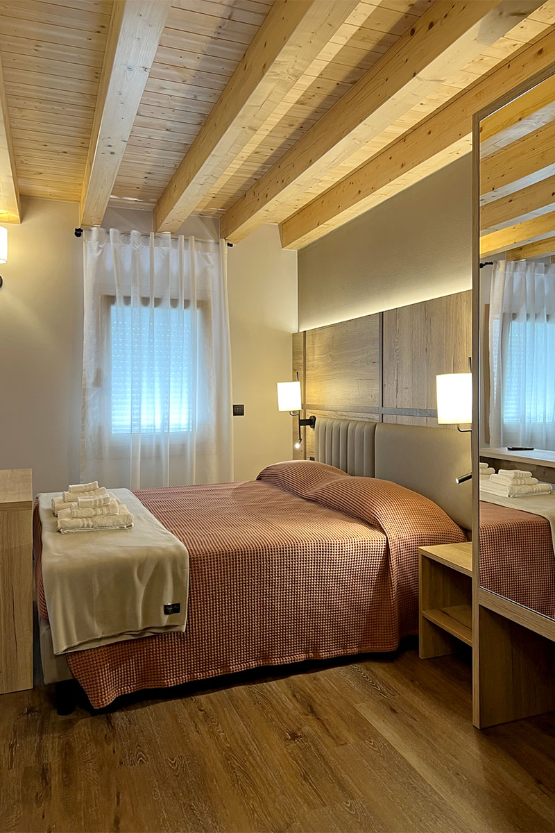 2-arredamento-moderno-agriturismo-montagna