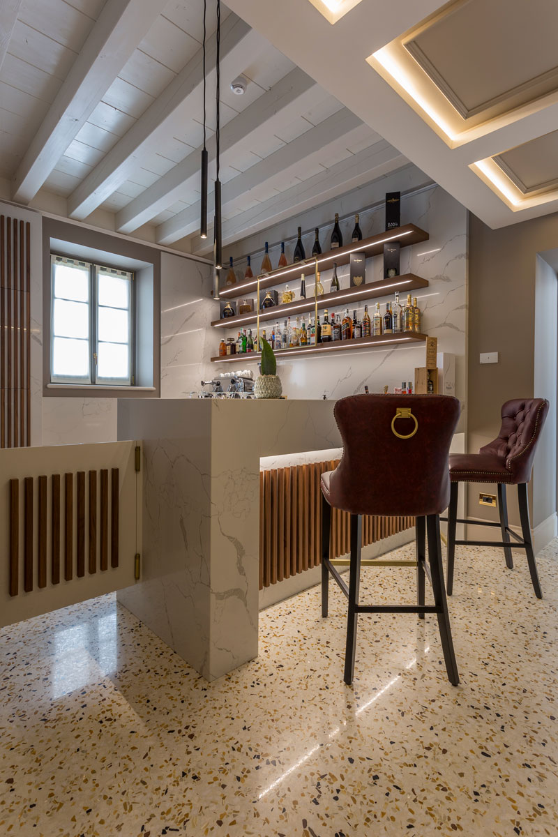 24b-arredo-bar-contemporaneo-villa-zoppi-verona