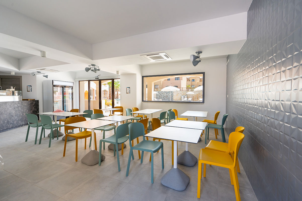 3-arredamento-pizzeria-villaggio-resort