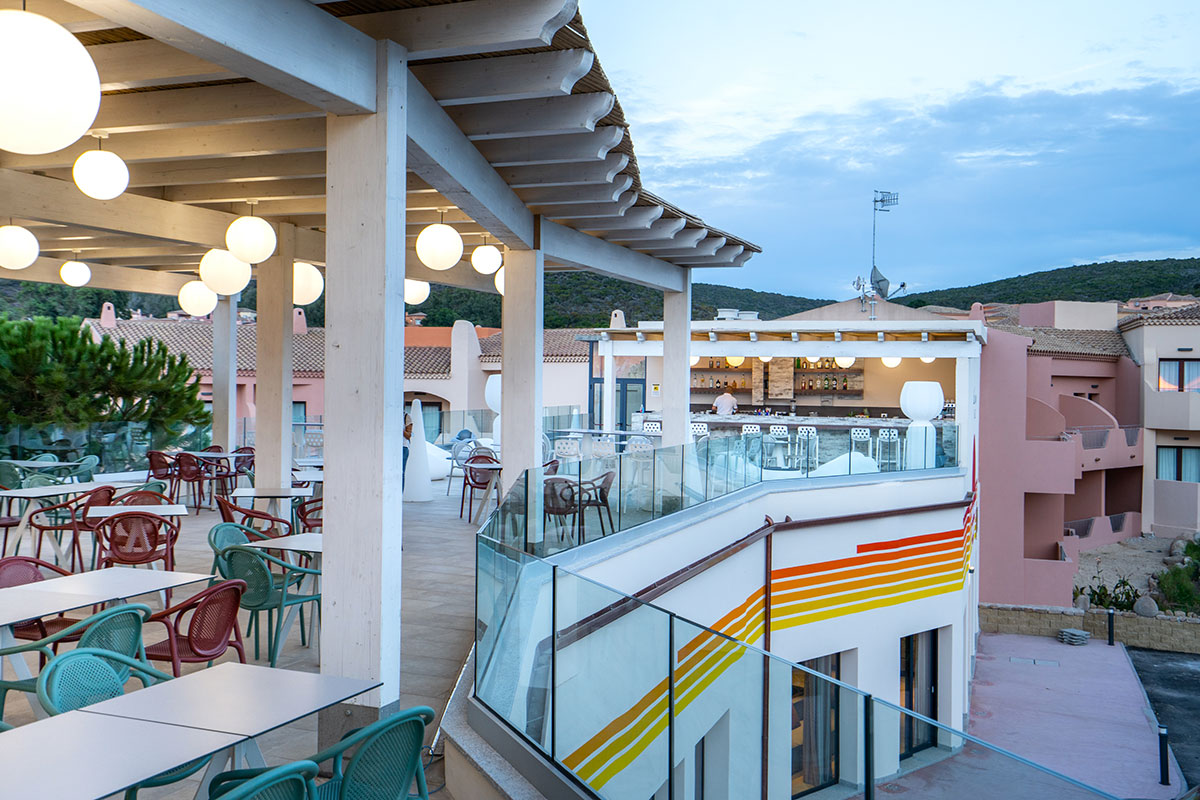 8-bancone-bar-su-misura