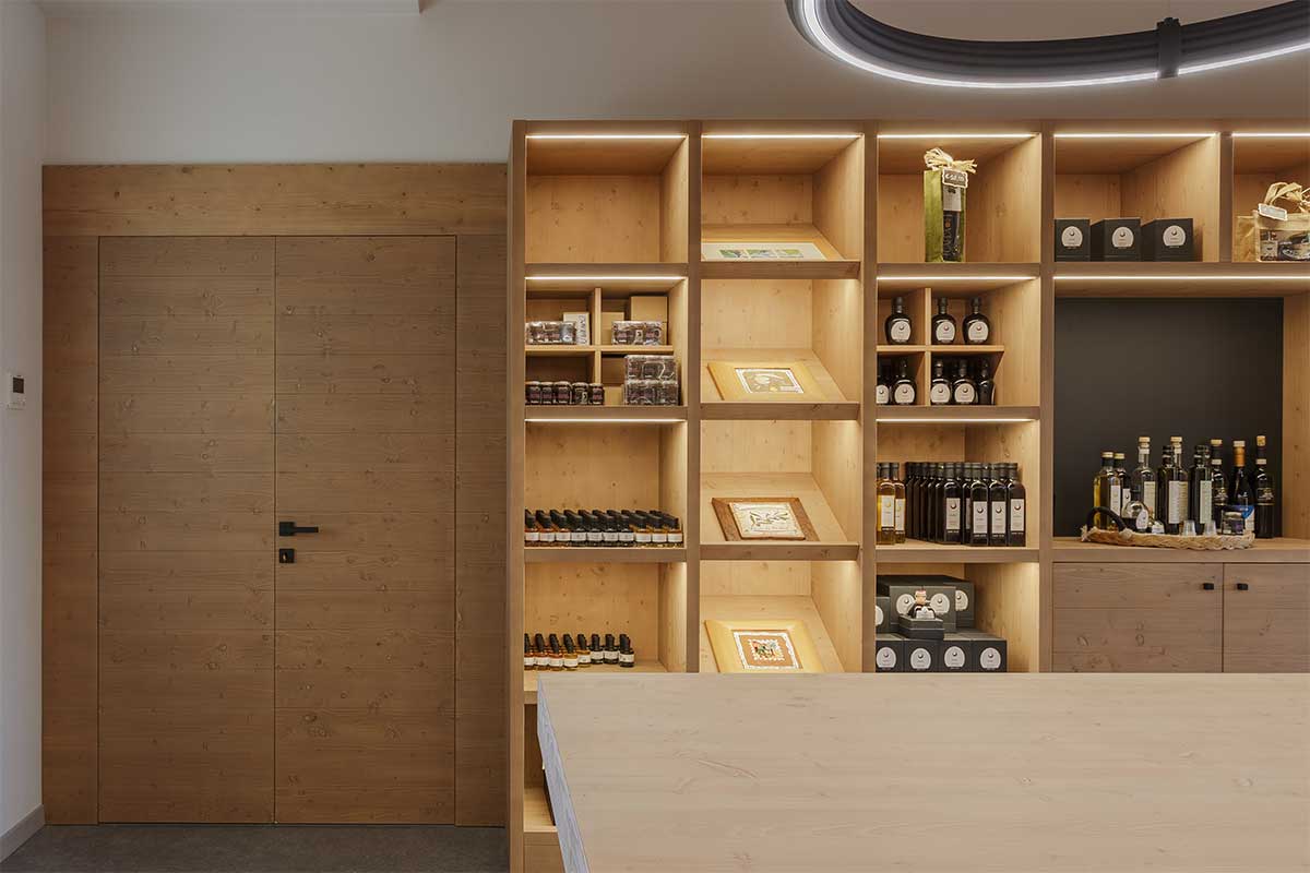 arredo-per-enoteca-e-wine-bar-10