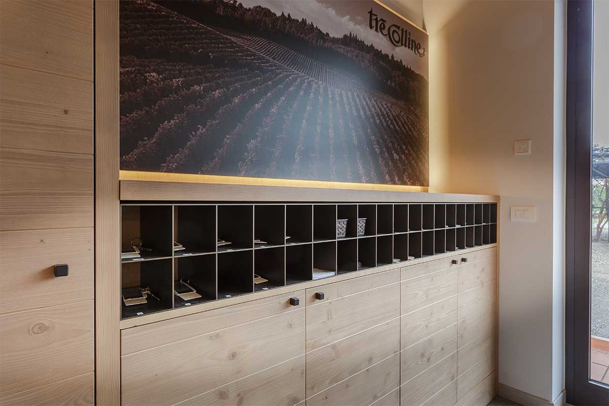 arredo-per-enoteca-e-wine-bar-7