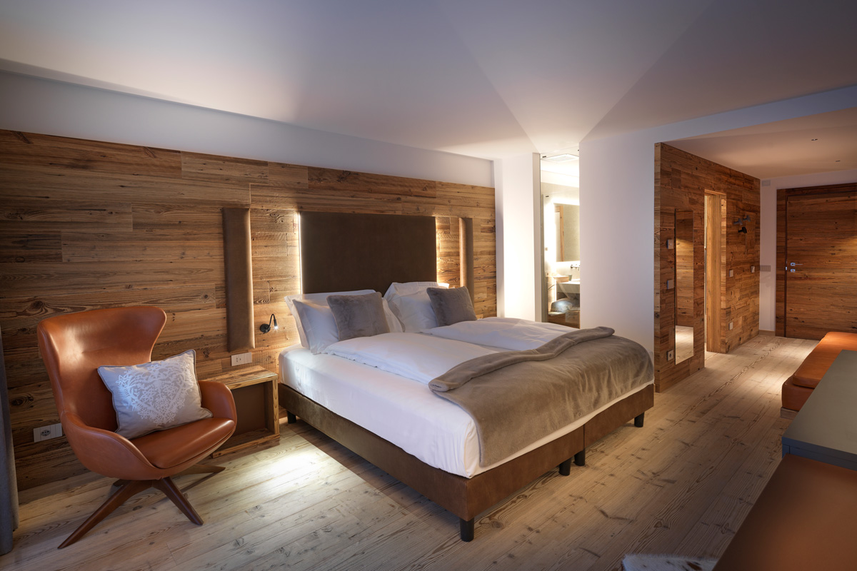 junior-suite-montagna-arredo-contemporaneo-dosso-4