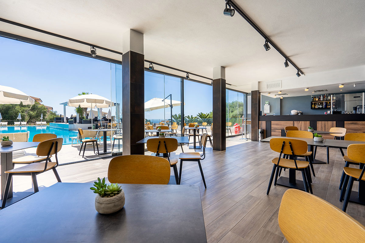 mobili-bar-legno-metallo-nero-8