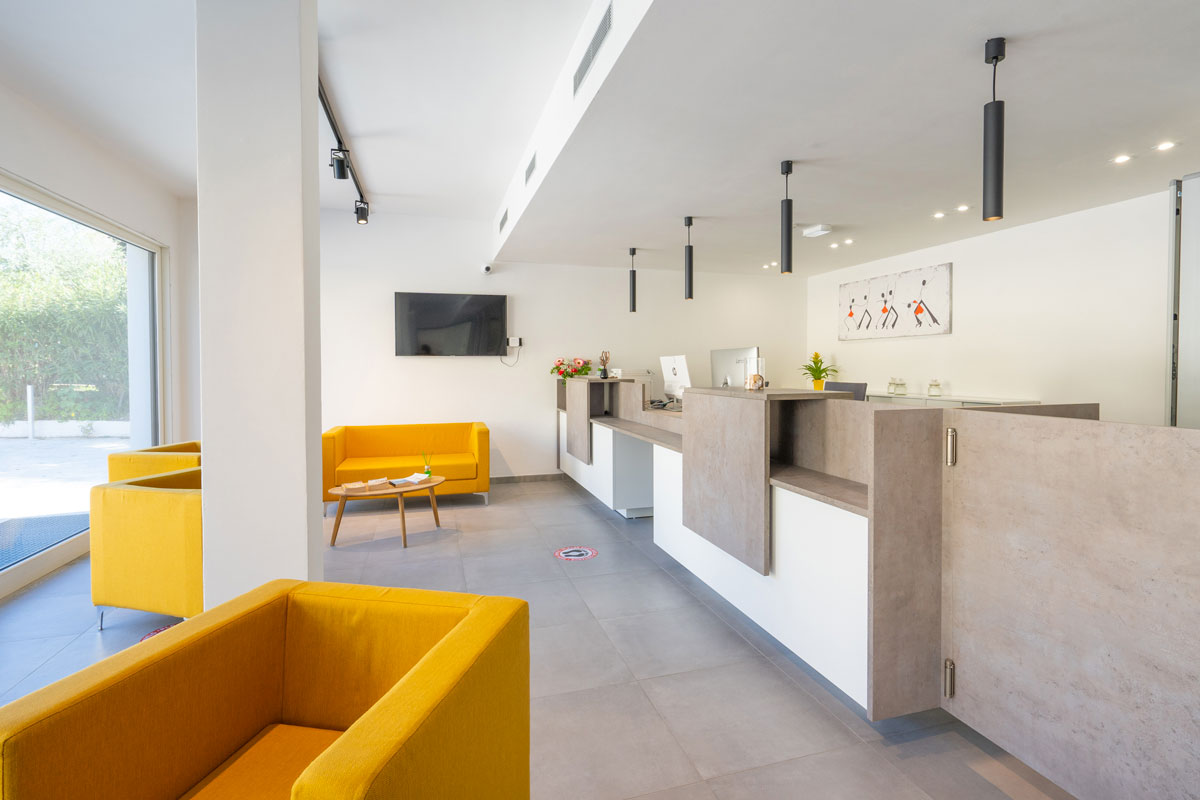 arredamenti-reception-moderni-personalizzati-2