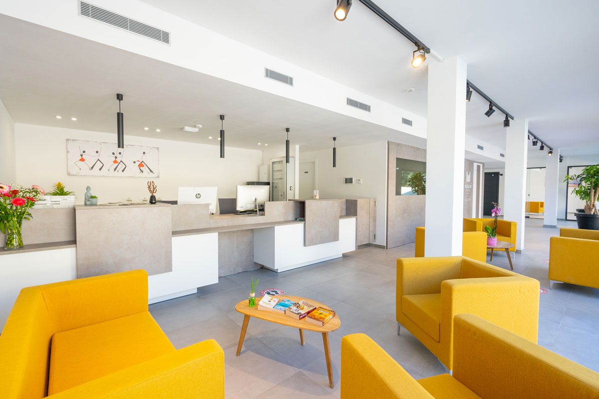 arredamenti-reception-moderni-personalizzati-3