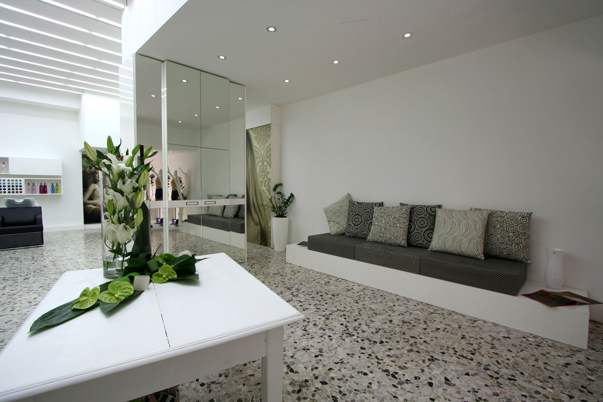 arredamento-salone-parrucchiera-3
