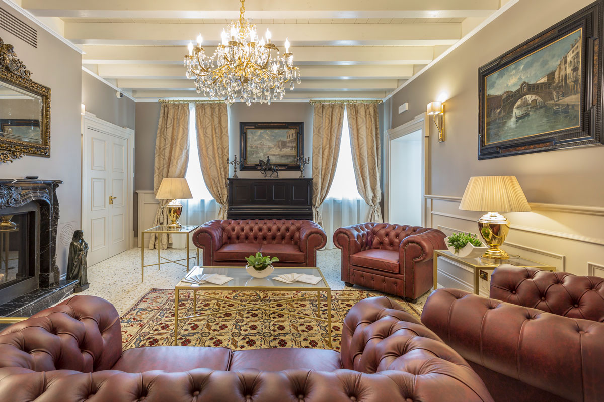 arredo-reception-hotel-di-lusso-verona-7