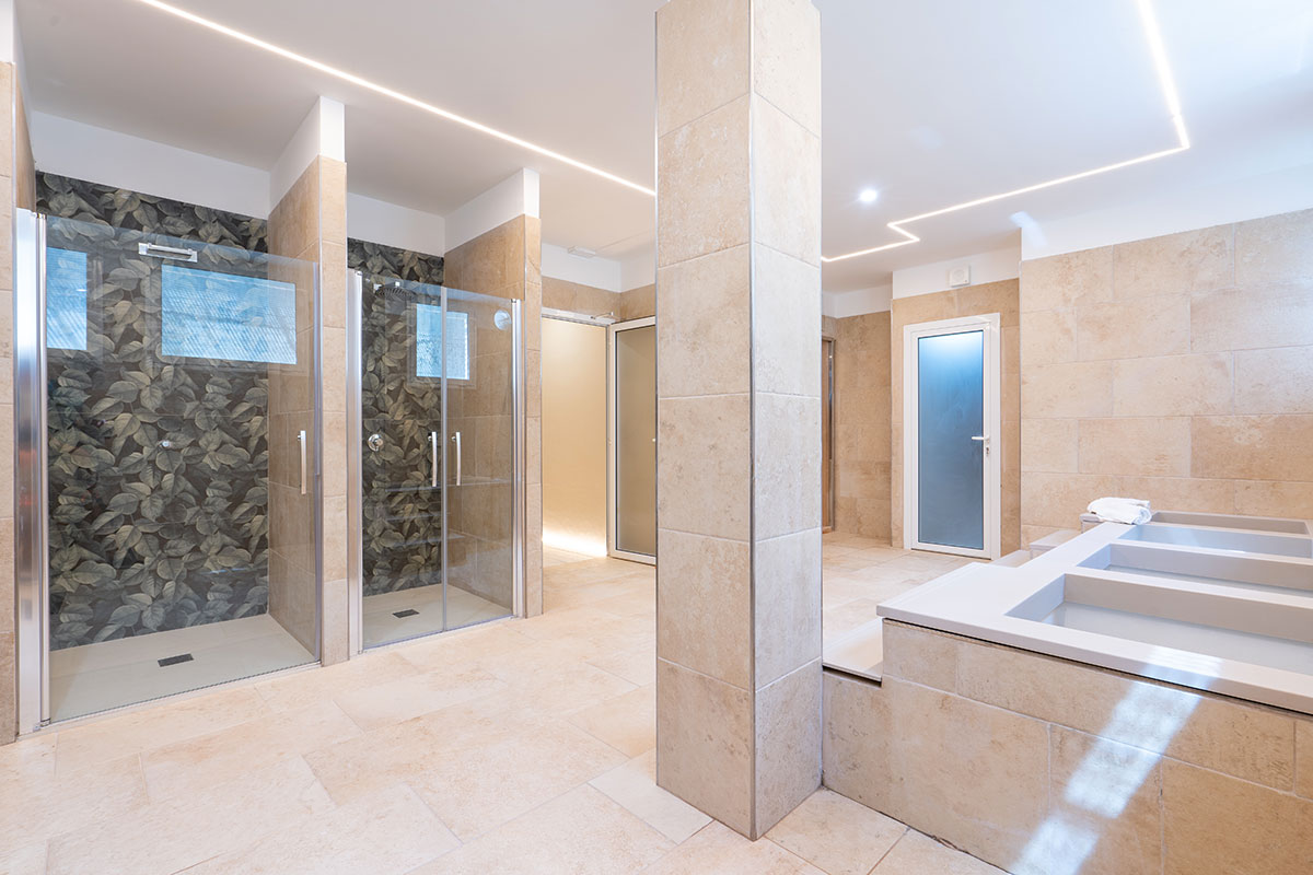 wellness-area-swimming-pool-furniture-16