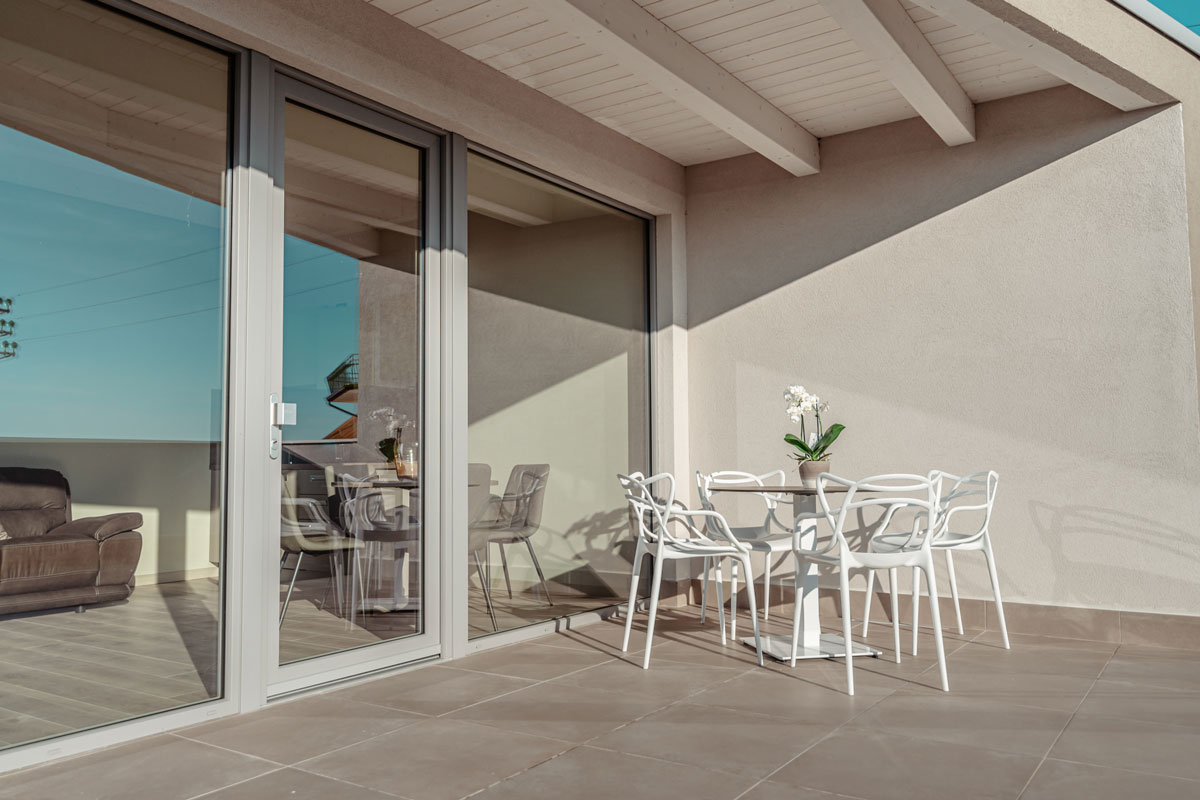 arredamento-residence-moderno-bardolino-1