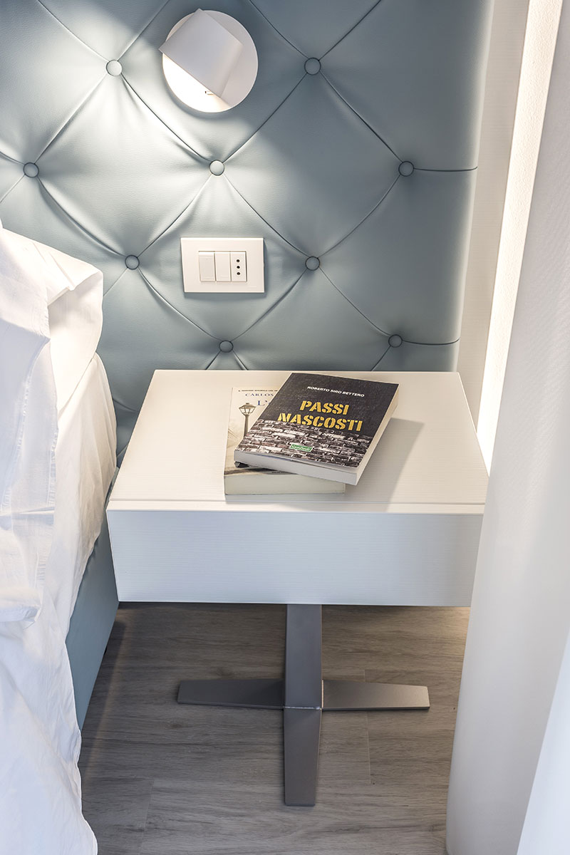 cucina-a-scomparsa-aparthotel-design-moderno-2