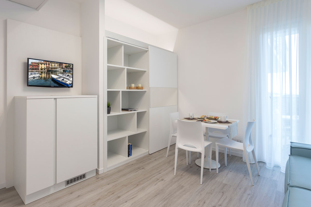 cucina-a-scomparsa-aparthotel-design-moderno-9