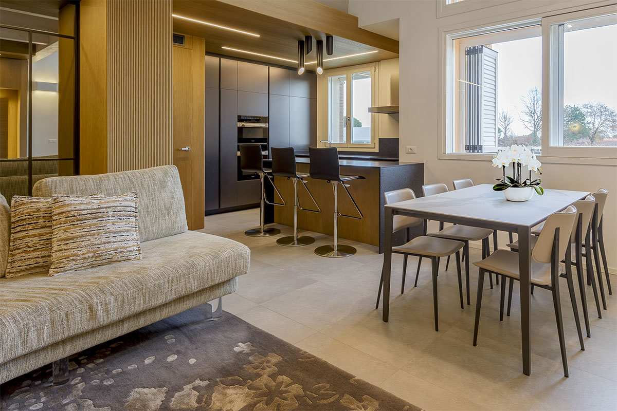 7-arredamento-lussuoso-soggiorno-su-misura