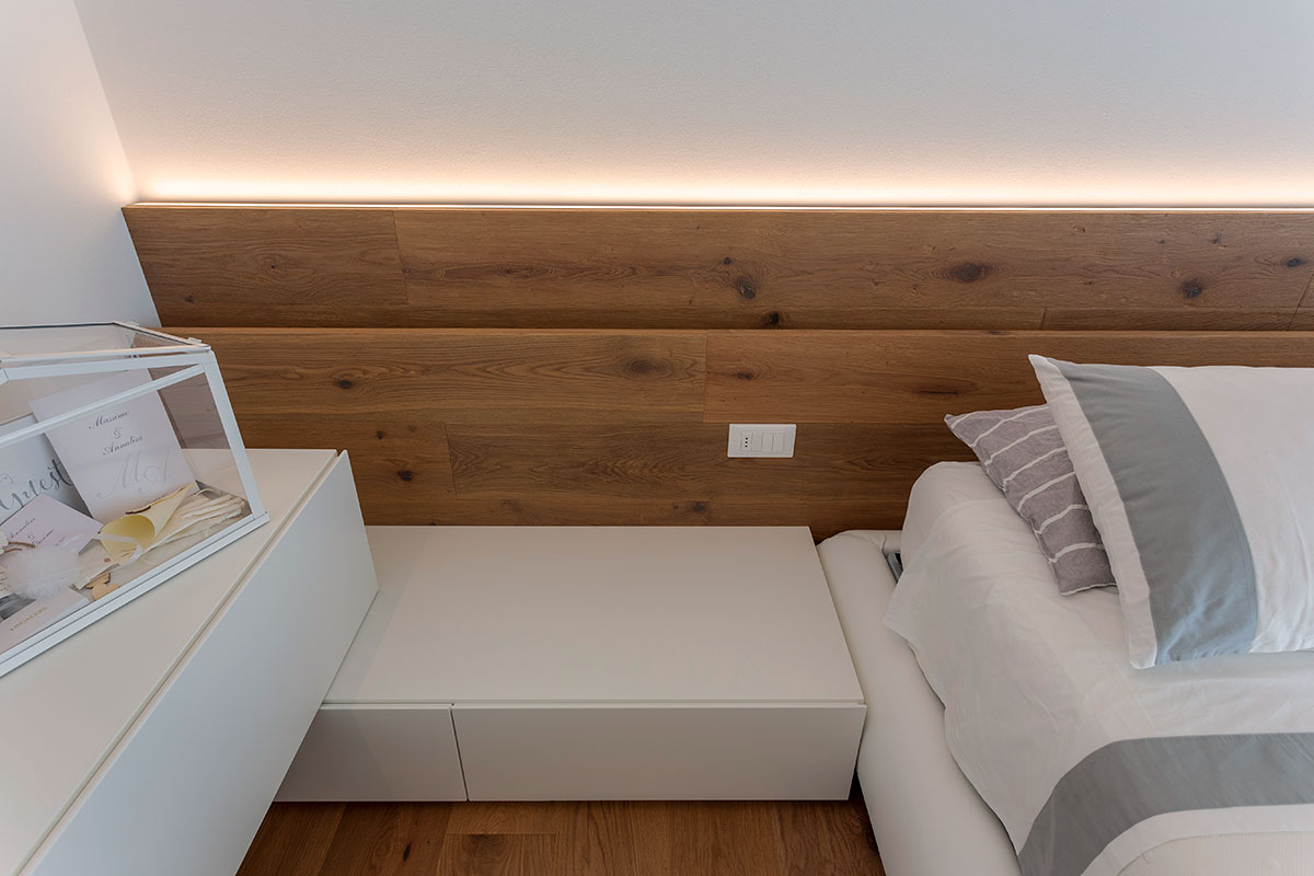 arredo-camera-matrimoniale-testiera-contenitore-217-4