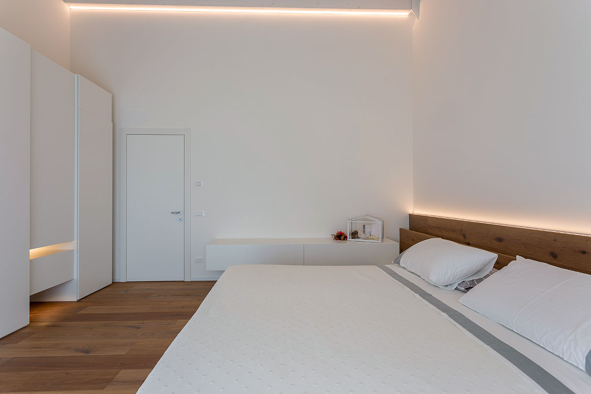 arredo-camera-matrimoniale-testiera-contenitore-217-5