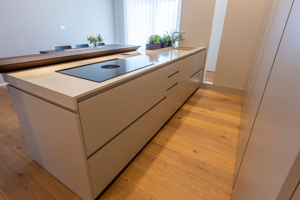 arredo-casa-moderna-cucina-a-scomparsa-12