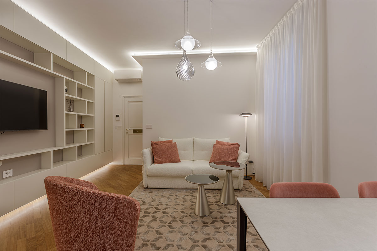 arredo-soggiorno-piccolo-su-misura-7