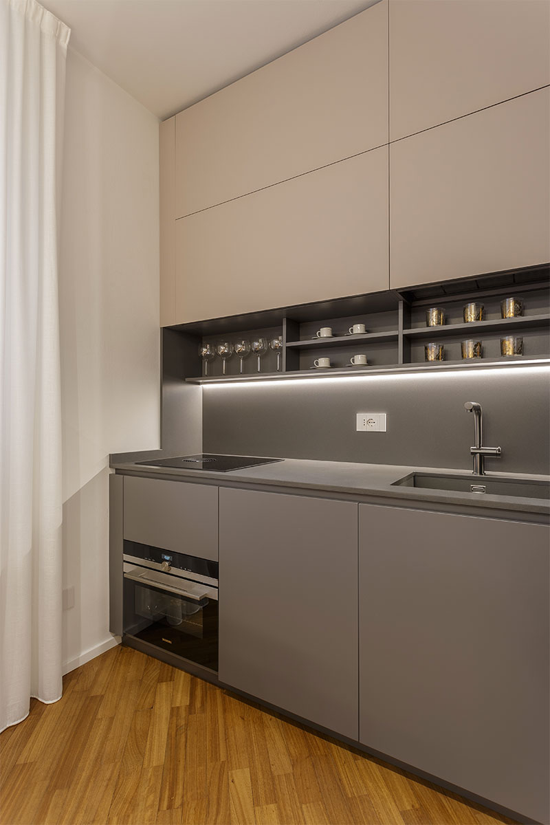 arredo-soggiorno-piccolo-su-misura-9