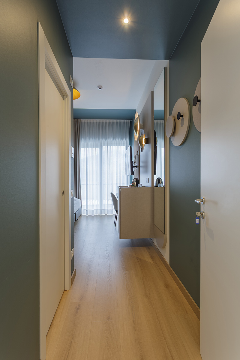 arredamenti-camere-su-misura-hotel-garni-selene-malcesine-12