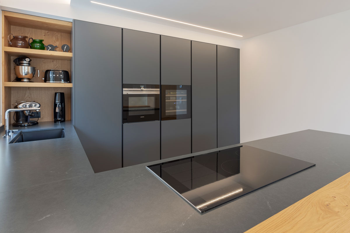 arredo-casa-moderna-minimal-antracite-9