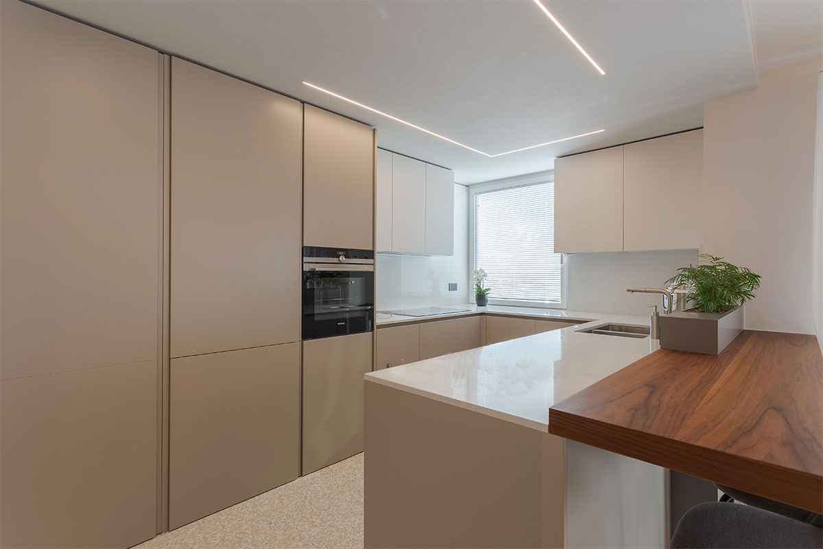 arredo-zona-giorno-elegante-colori-neutri-3