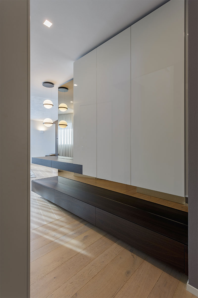 cucina-bianco-lucido-e-legno-vicenza-19