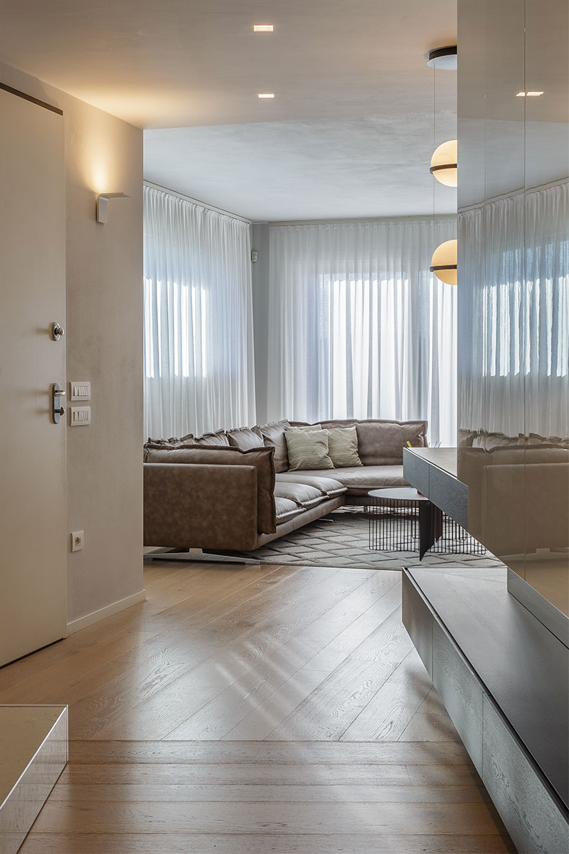 cucina-bianco-lucido-e-legno-vicenza-20