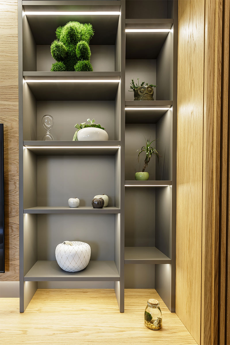 cucina-su-misura-grigio-opaco-legno-3