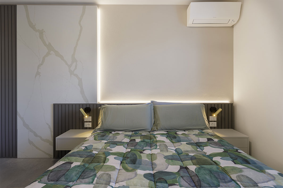 armadio-con-libreria-integrata-su-misura-237-2