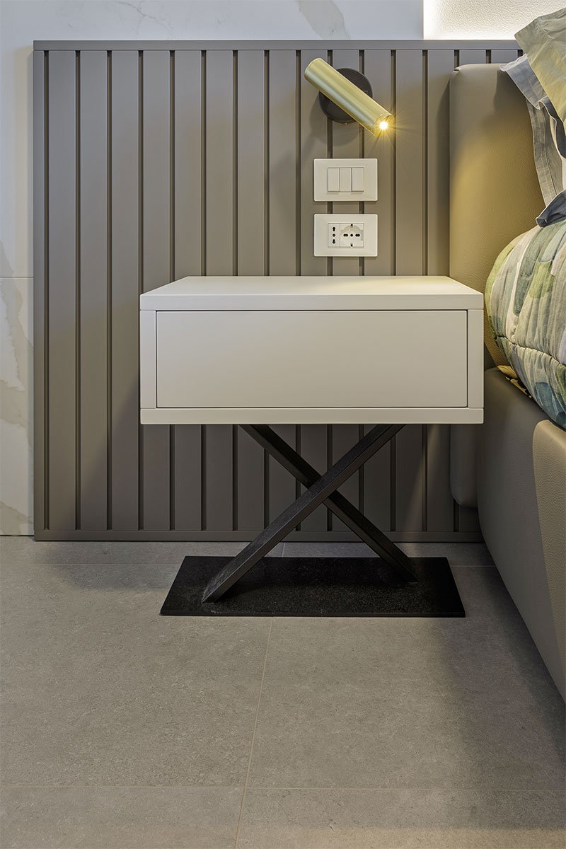 armadio-con-libreria-integrata-su-misura-237-7