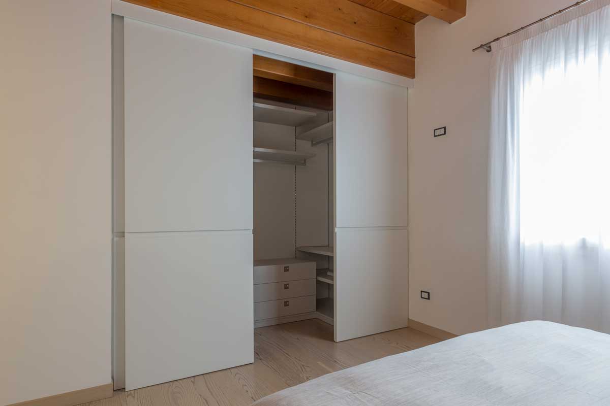 arredamento-camera-matrimoniale-8