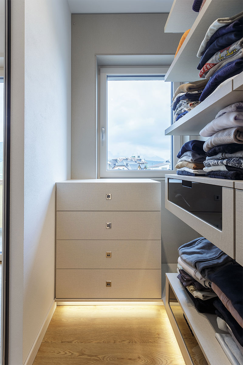 camera-matrimoniale-su-misura-cabina-armadio-235-7