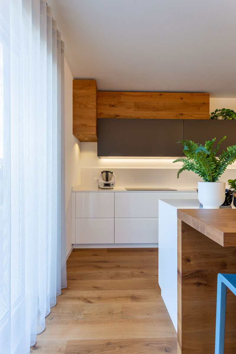 living-moderno-arredo-legno-4