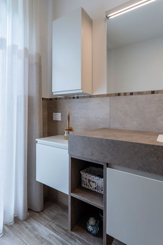 arredo-bagno-moderno-effetto-pietra-5