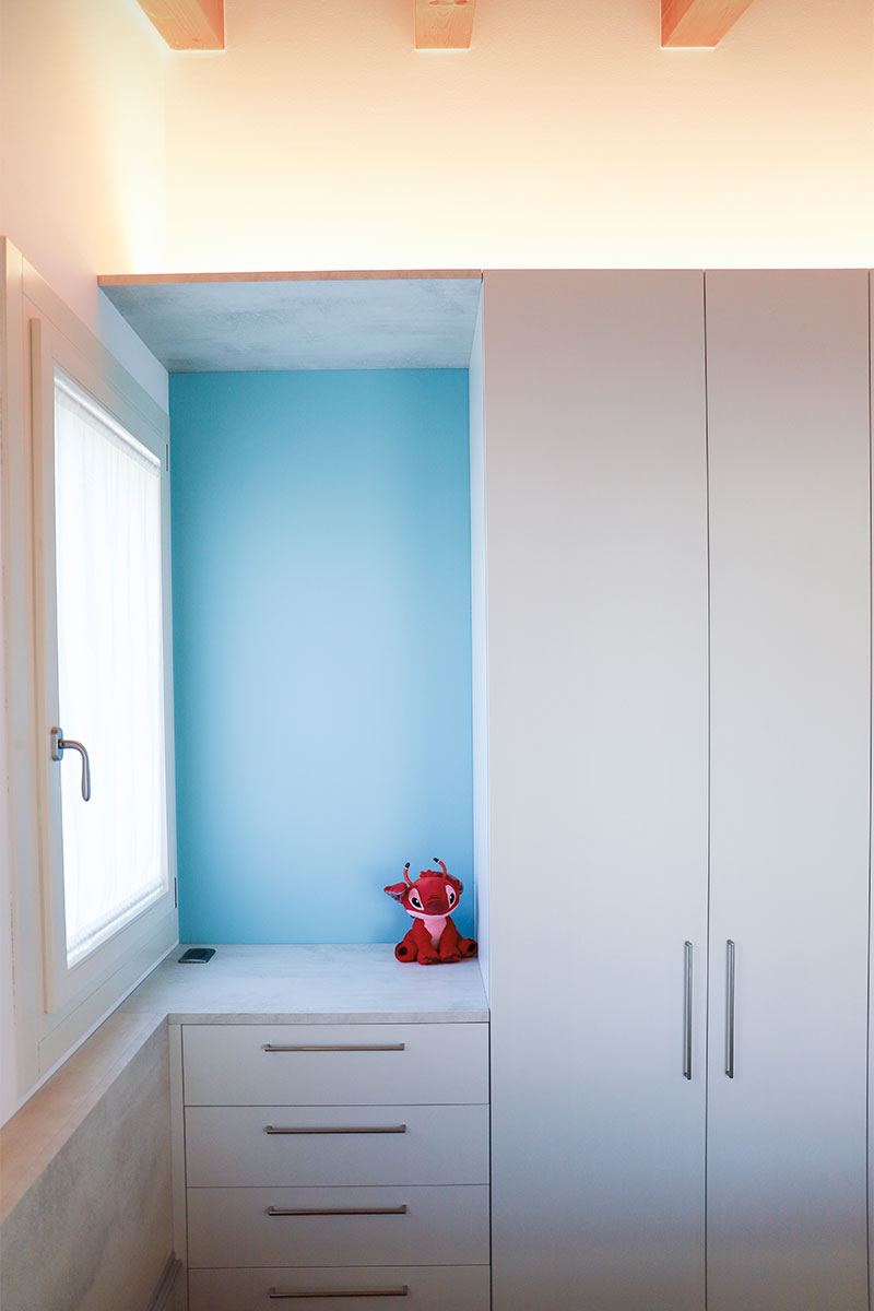 cameretta-con-letto-scorrevole-su-binario-4