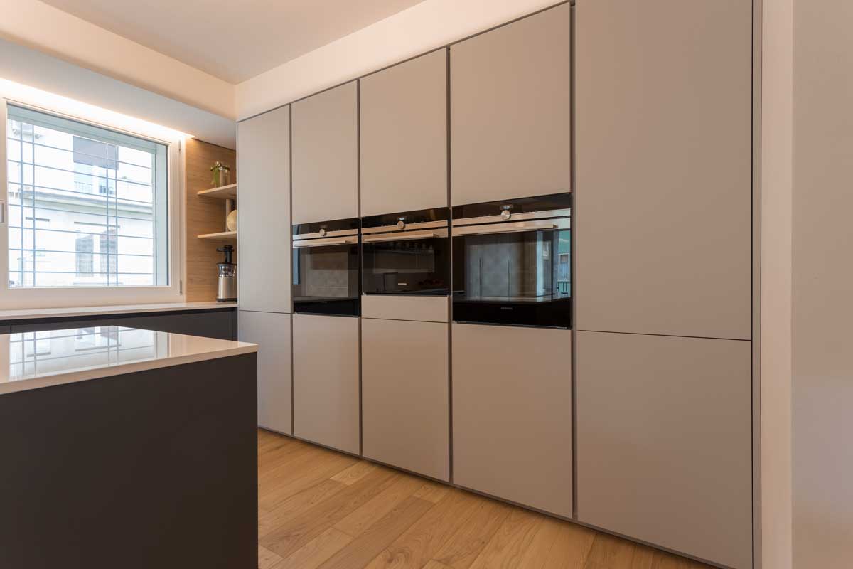 cucina-moderna-legno-grigio-antracite-85-14